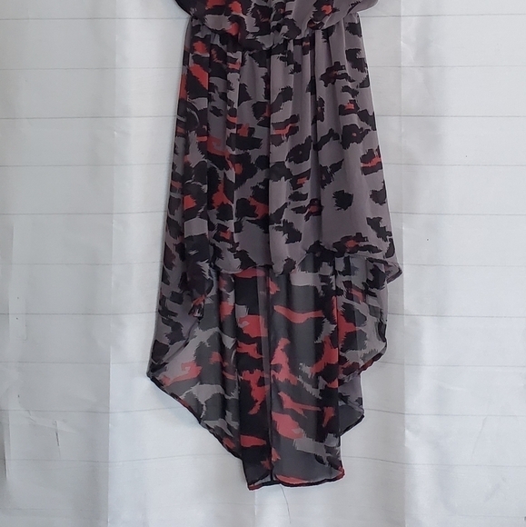 Maude - Picture 3 of 4